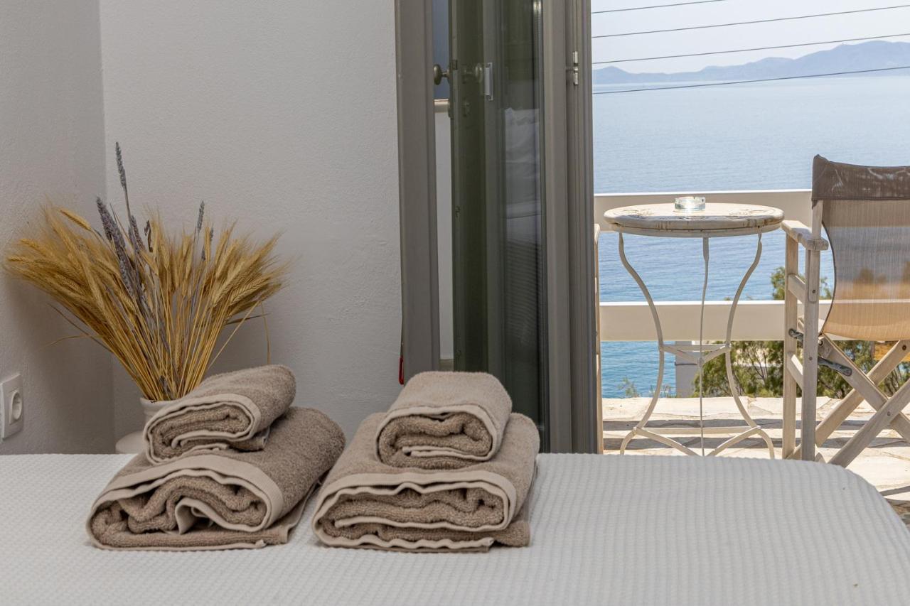 Big Blue Suites & Apartments Kiónia Kültér fotó
